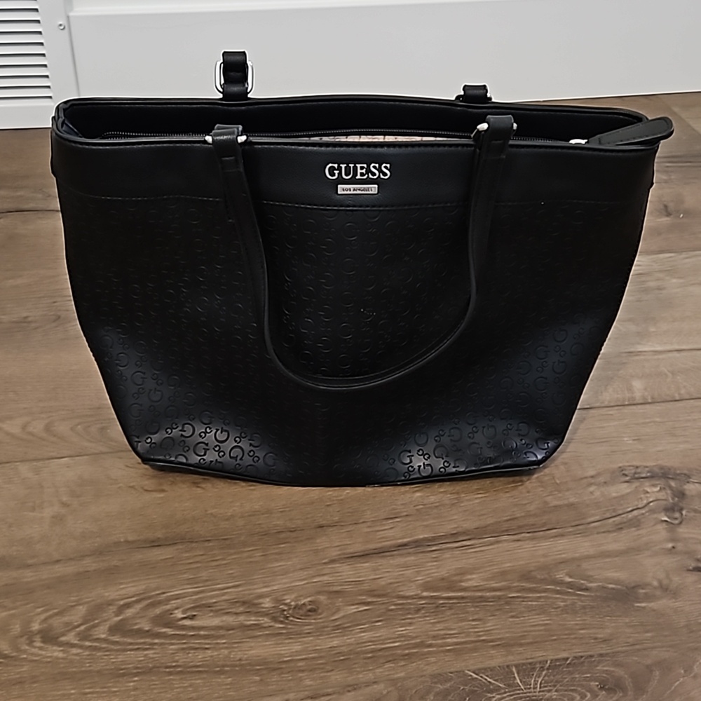 Guess black purse